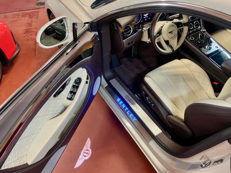 BENTLEY CONTINENTAL GT coupé 6.0 W12 AWD