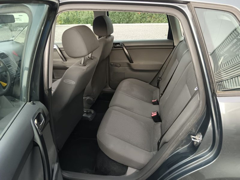 VOLKSWAGEN POLO 1.2 70 cv Clim / Suivi garage / Entretien + CT OK