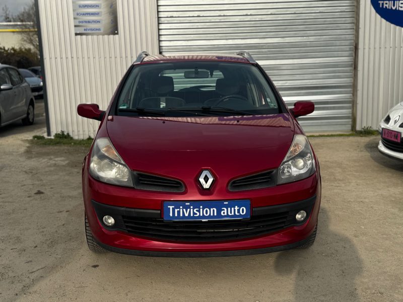RENAULT CLIO 1.2 16V 101CH GRANDTOUR RIP CURL 2009