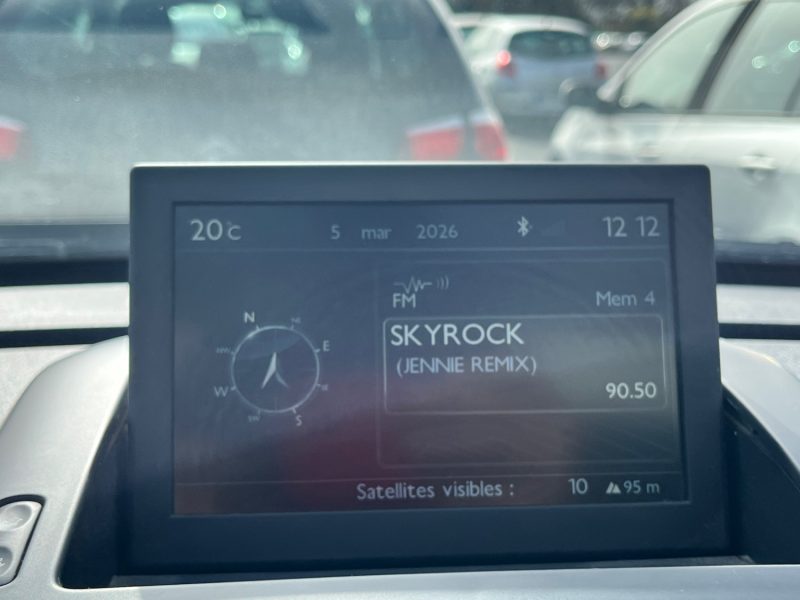 PEUGEOT 3008 1.6 BLUEHDI 120CH ALLURE - VRAI BOITE AUTOMATIQUE - SUIVI PEUGEOT - GARANTIE 12 MOIS 