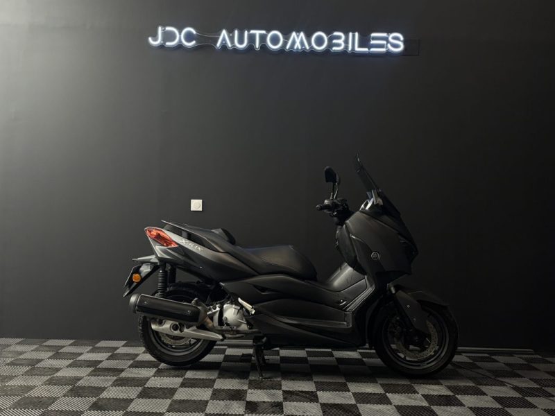 YAMAHA X MAX 125 de  2019