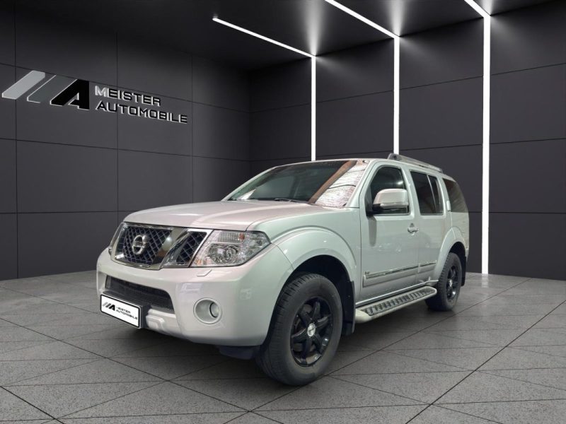 NISSAN PATHFINDER 3.0 DCI V6 7 PLACES 3.0 DCI V6 7 PLACES 2013