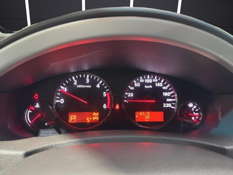 NISSAN PATHFINDER 3.0 DCI V6 7 PLACES 3.0 DCI V6 7 PLACES 2013