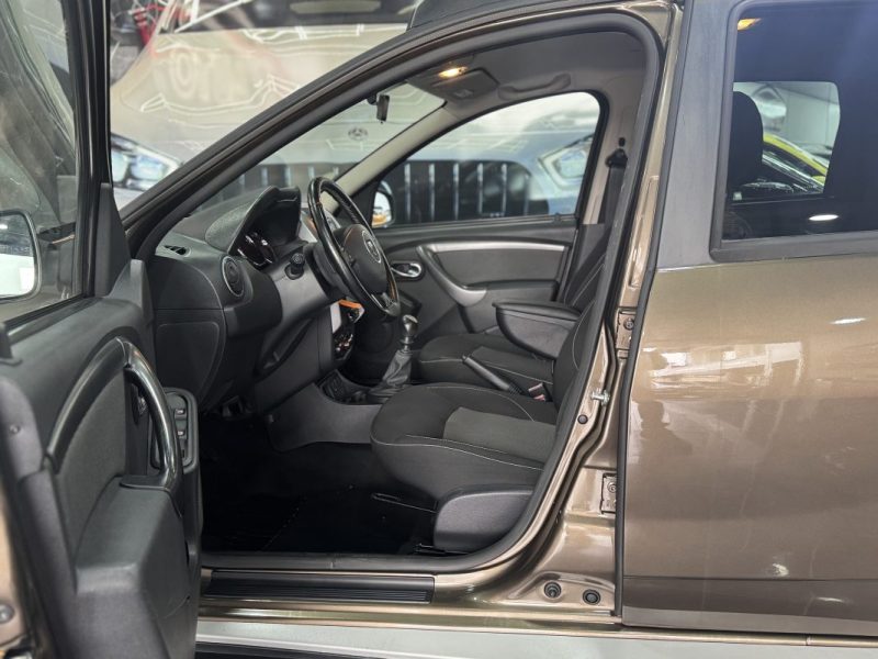 DACIA DUSTER 1.5 DCI 110CH BLACK TOUCH 4X2 2016