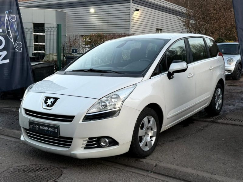 Peugeot 5008 1.6 HDI 110ch Premium Pack 5pl