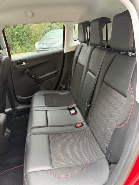 🔥 Peugeot 2008 – 1.6 BlueHDi 120cv  GT-Line / Grip Control / Super Affaire