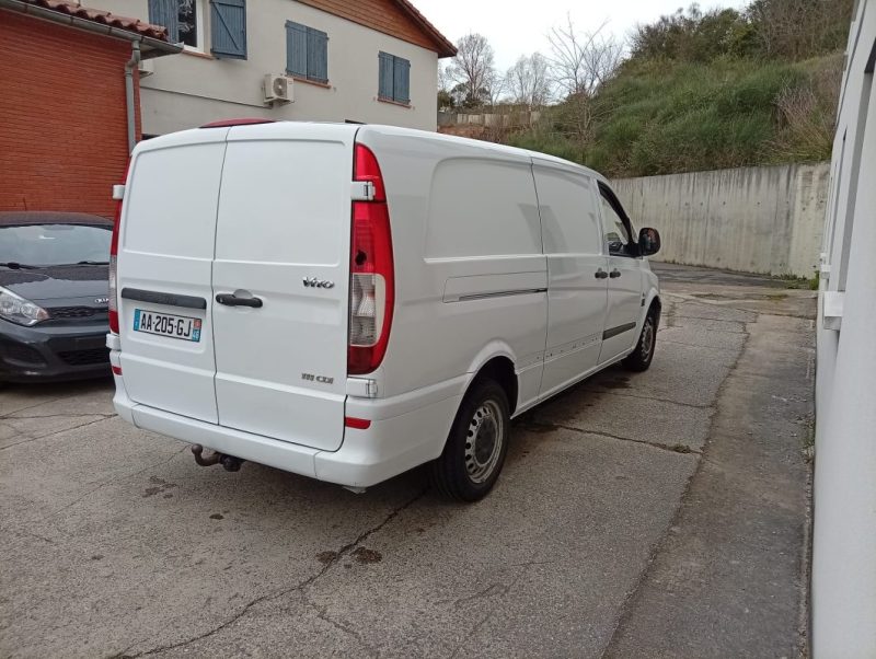 MERCEDES BENZ 111 CDI 