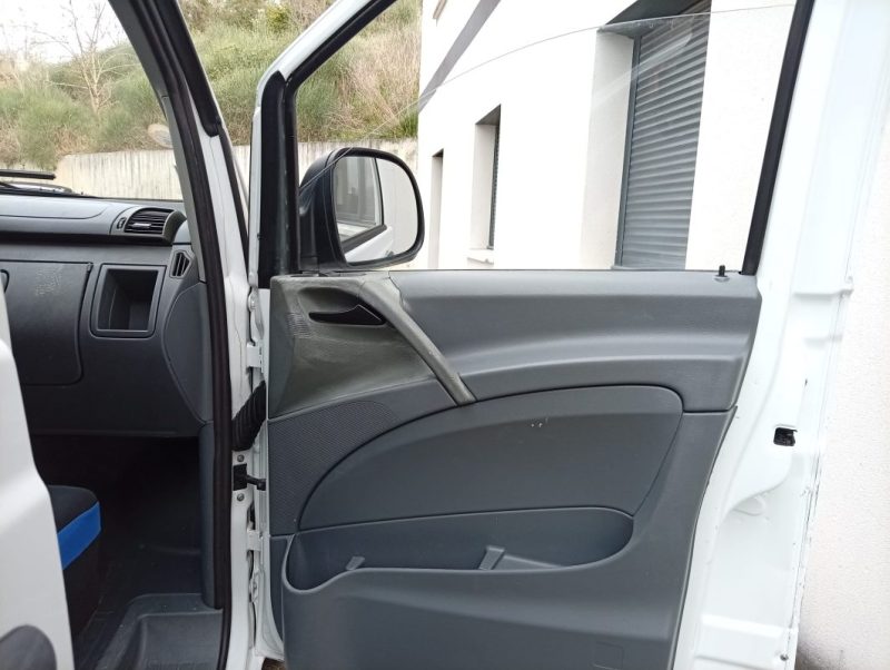 MERCEDES BENZ 111 CDI 