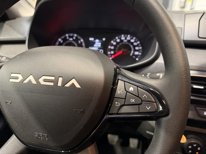 DACIA SANDERO 1.0 SCE 65 ESSENTIAL / 375km / 1ere Main / Attelage
