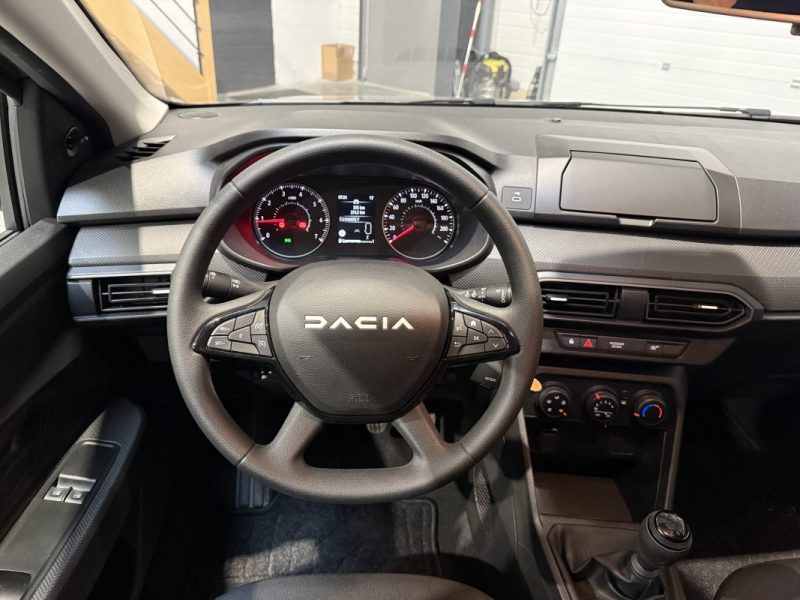 DACIA SANDERO 1.0 SCE 65 ESSENTIAL / 375km / 1ere Main / Attelage