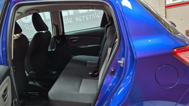 TOYOTA YARIS HYBRIDE 100cv FRANCE BUSINESS/1 ERE MAIN