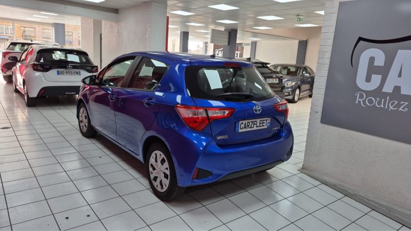 TOYOTA YARIS HYBRIDE 100cv FRANCE BUSINESS/1 ERE MAIN