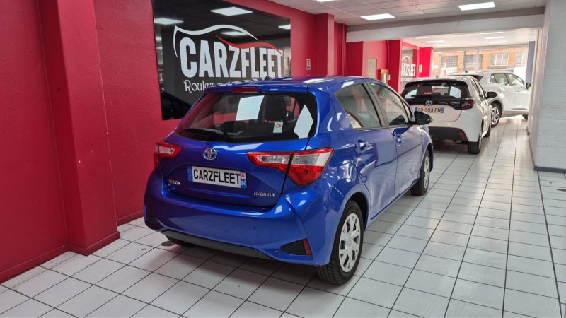 TOYOTA YARIS HYBRIDE 100cv FRANCE BUSINESS/1 ERE MAIN