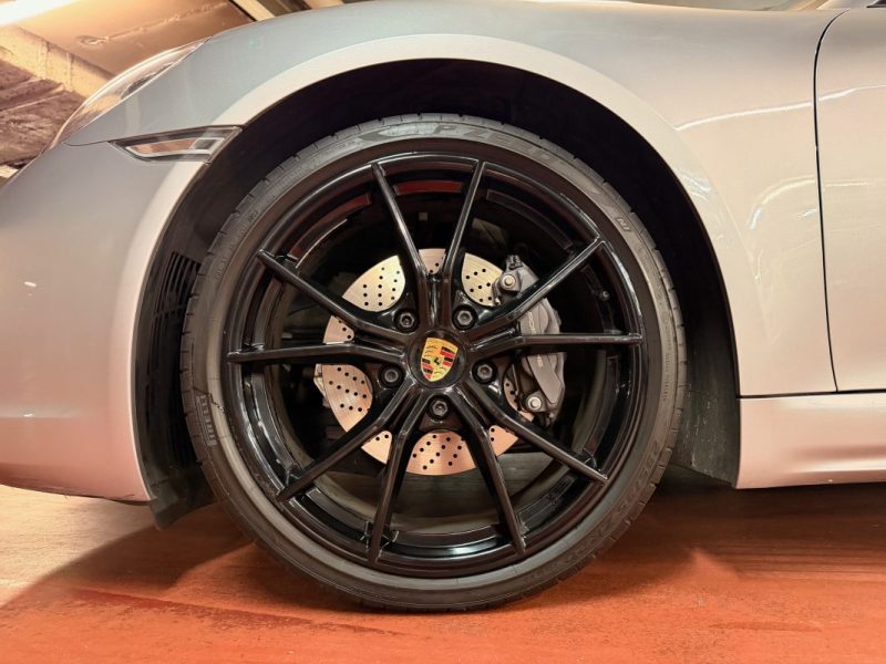 PORSCHE 718 CAYMAN 2.0 300ch 