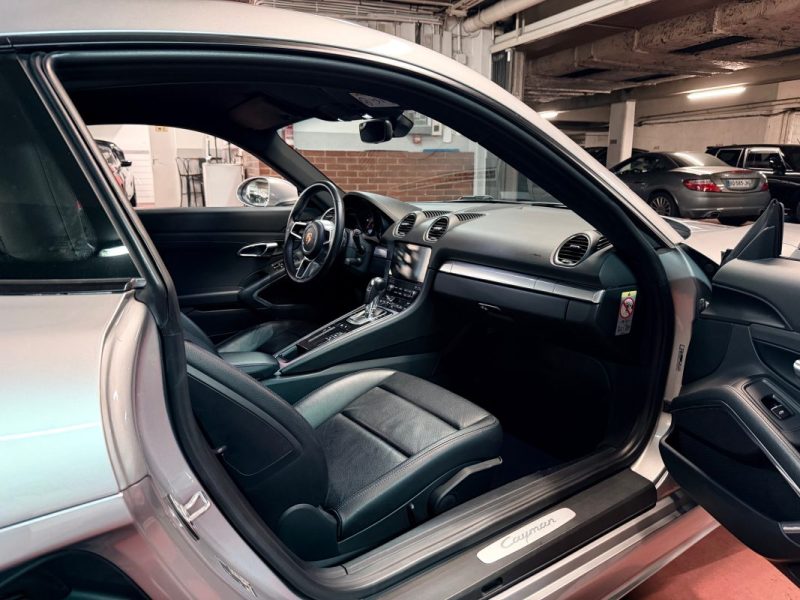 PORSCHE 718 CAYMAN 2.0 300ch 