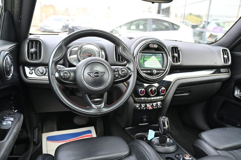 MINI COUNTRYMAN COOPER 136Ch Oakwood Pack John Cooper Works BVA7 12/2018