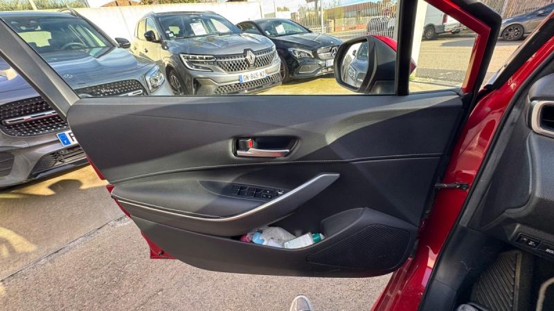 TOYOTA COROLLA 122H DESIGN 2019