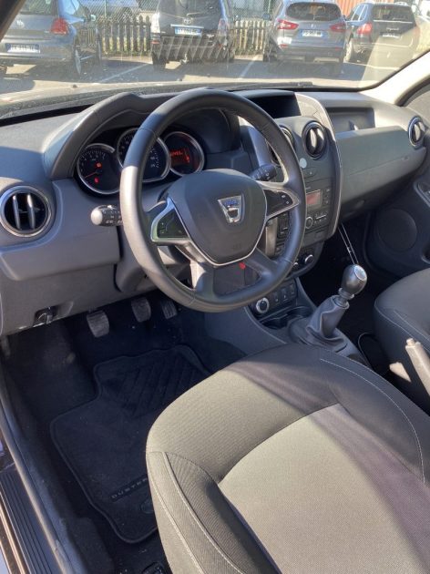 DACIA DUSTER 1.2 ESSENCE 125 CH 4X4 2017