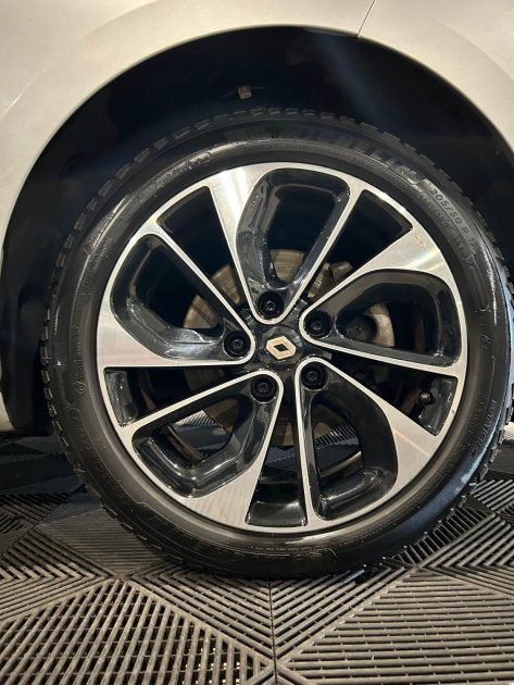 RENAULT MEGANE 3 1.2 TCE 130CH BOSE EDITION