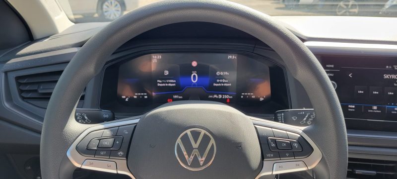 VOLKSWAGEN POLO 1.0 MPI  2024