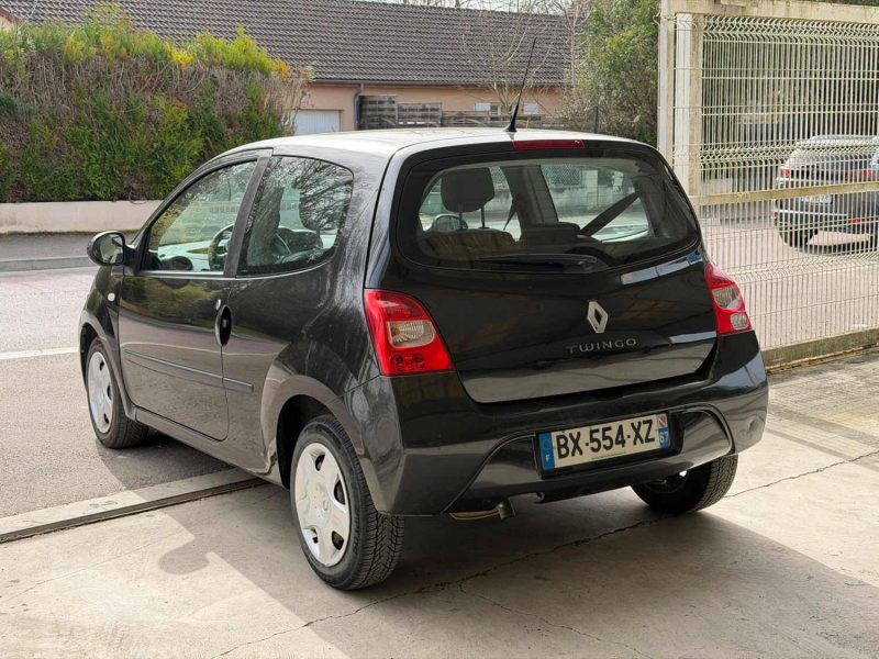 RENAULT TWINGO II 1.2 60CH