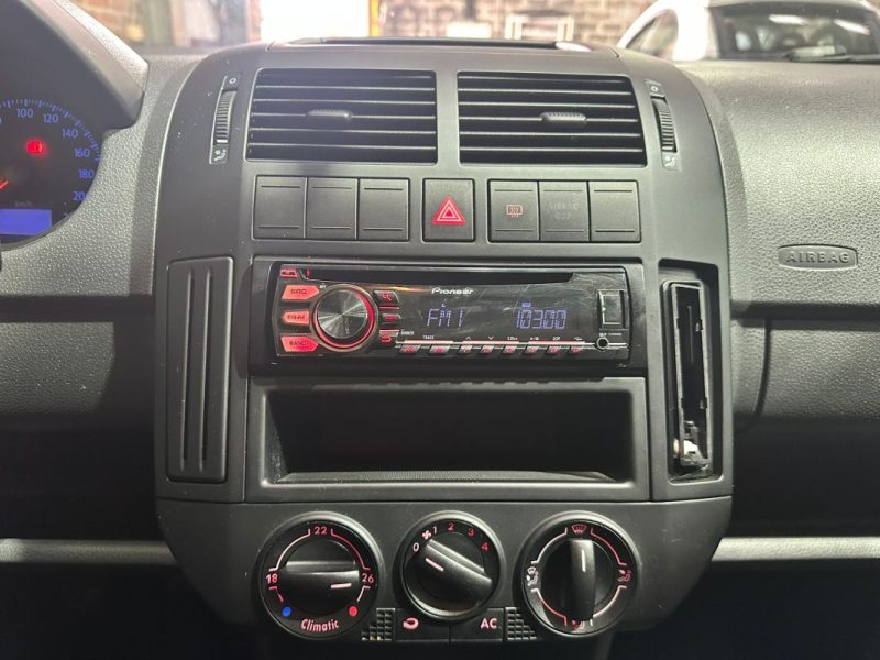 VOLKSWAGEN  POLO 1.4 TDI BLUEMOTION 2009