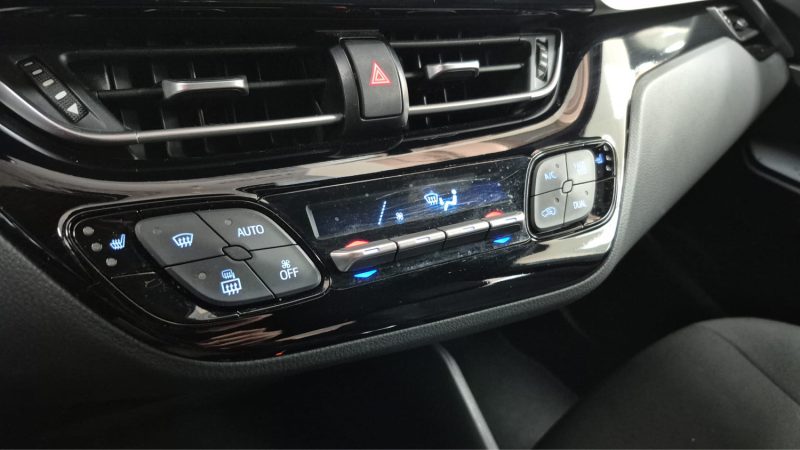 TOYOTA C-HR SUV PHASE 2 SUV HYBRIDE 122cv DYNAMIC BUSINESS/1 ERE MAIN/TVA RECUPERABLE