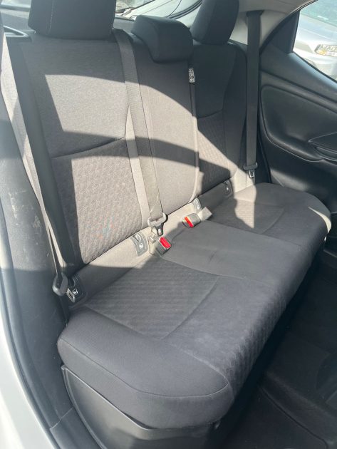 TOYOTA YARIS 4 HYBRIDE 116H BUSINESS- BOITE AUTOMATIQUE- CAMÉRA DE RECUL
