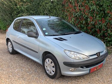 PEUGEOT 206 1.1 I 1124CM3 60CV  2005