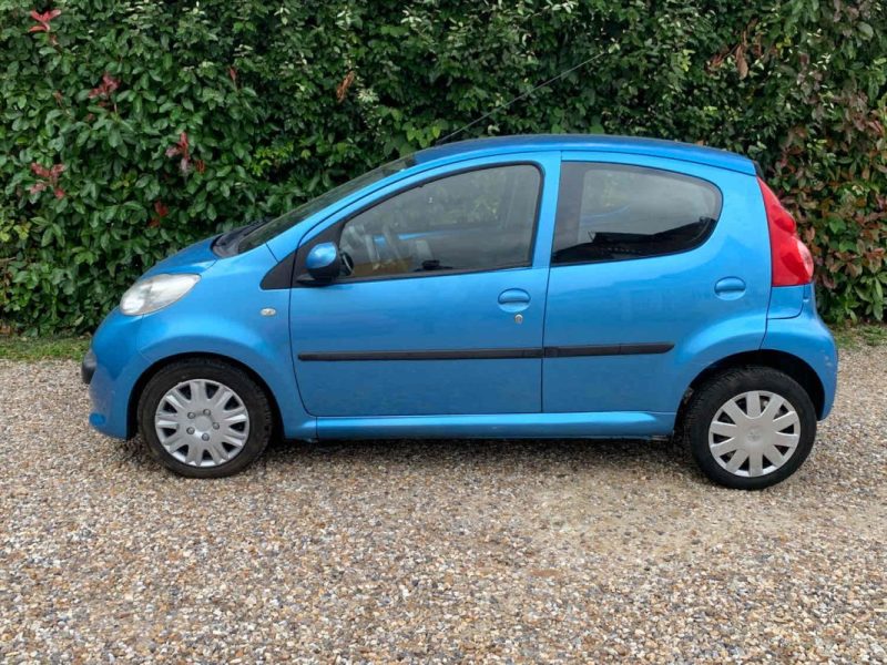 PEUGEOT 107 1.4 HDI TRENDY 2008
