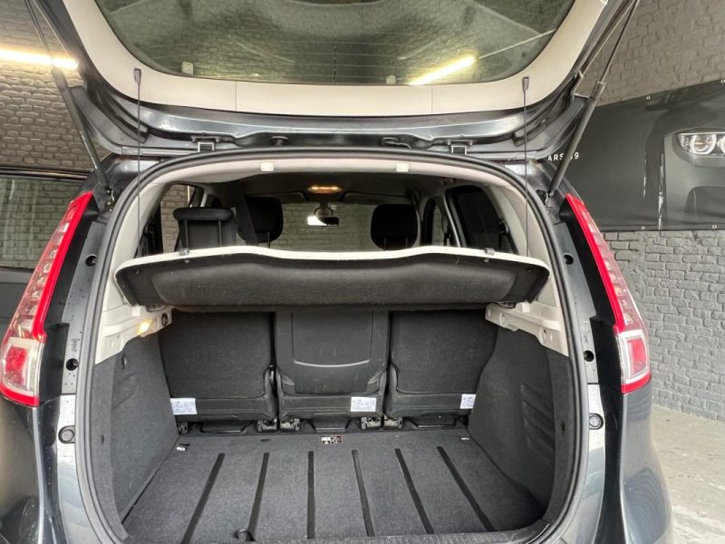 RENAULT SCENICIII 1.5 DCI 105 AUTHENTIQUE 