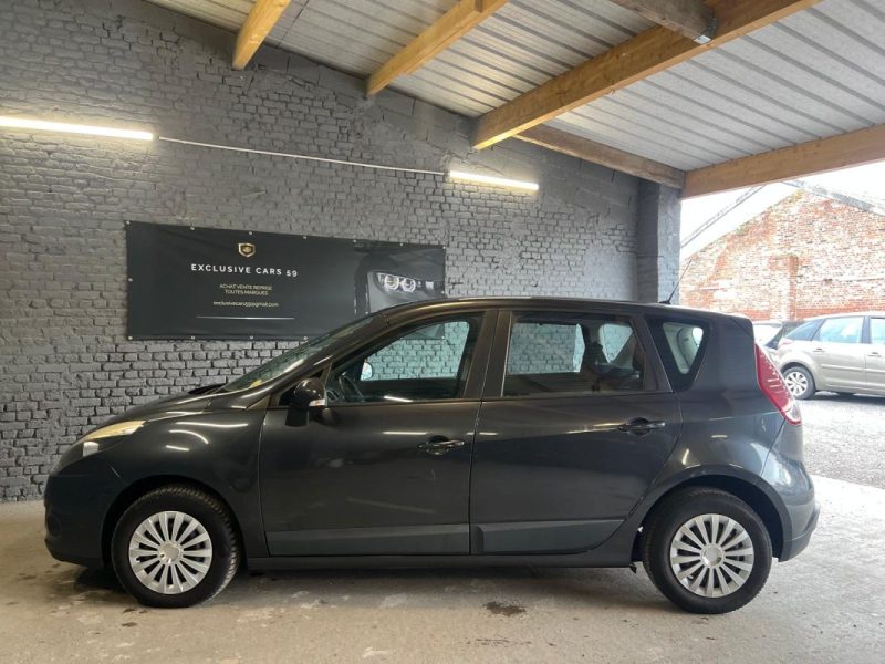 RENAULT SCENICIII 1.5 DCI 105 AUTHENTIQUE 