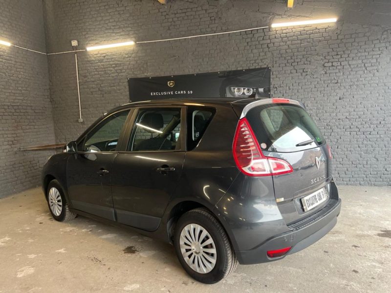RENAULT SCENICIII 1.5 DCI 105 AUTHENTIQUE 