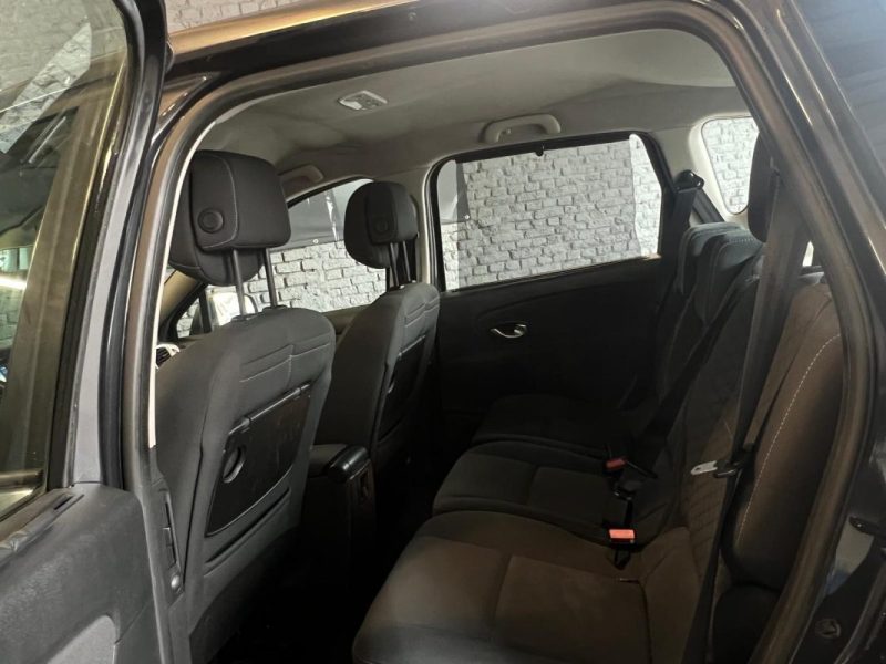 RENAULT SCENICIII 1.5 DCI 105 AUTHENTIQUE 