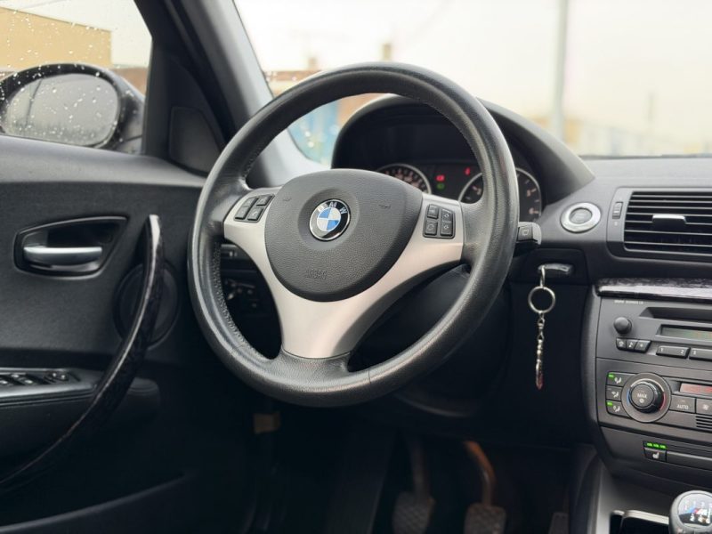 BMW Serie 1 120I 150 CV CUIR M SPORT / Paiement 4X ou 10X Possible