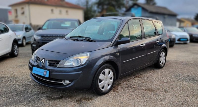 RENAULT SCENIC EXPRESSION 1.9DCI 130 2009