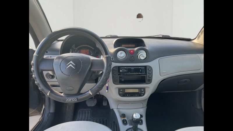 CITROEN C3 1.6I 16V 110ch SENSODRIVE 2003