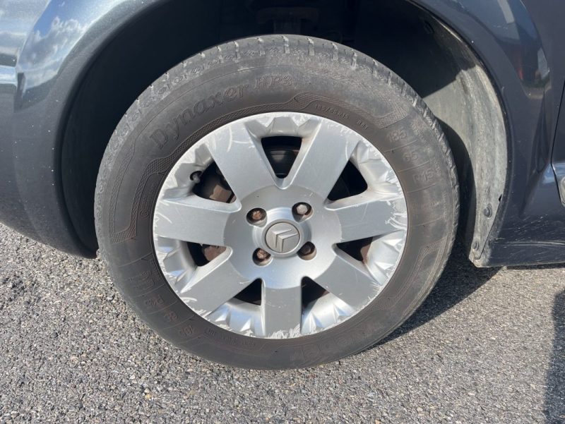 CITROEN C3 1.6I 16V 110ch SENSODRIVE 2003