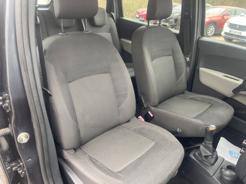 DACIA LODGY 1.2 TCE 115CH BLACK LINE 7 PLACES 144mkm