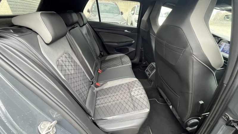 GOLF VIII  8 1.5 ETSI  130CH R-LINE Rline R line DSG7 2021