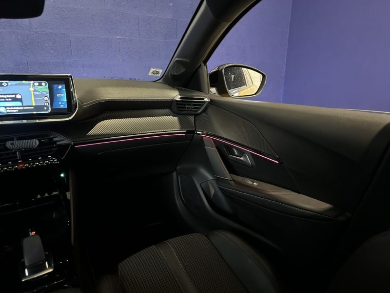 PEUGEOT 208 e-208 GT 50 KW / CAMERA / 2ND MAIN / 2020