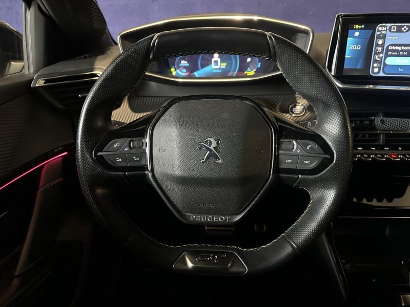 PEUGEOT 208 e-208 GT 50 KW / CAMERA / 2ND MAIN / 2020