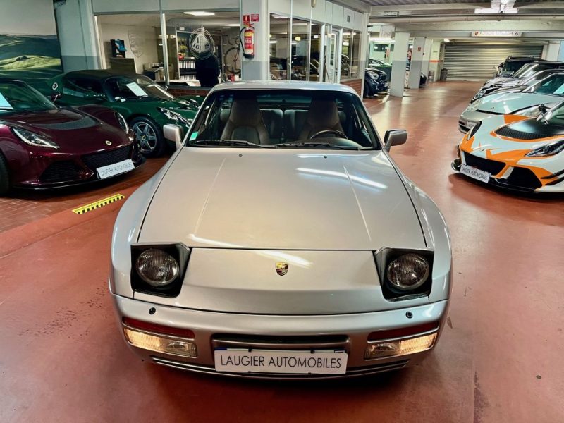 PORSCHE 944 Turbo CUP