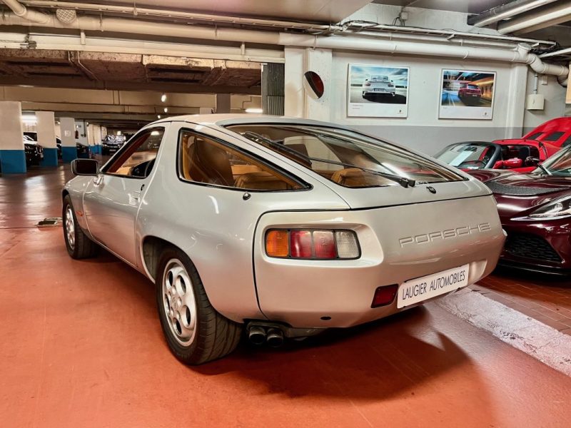 PORSCHE 928 4.5l 240ch