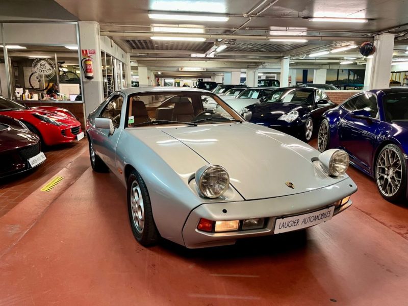 PORSCHE 928 4.5l 240ch