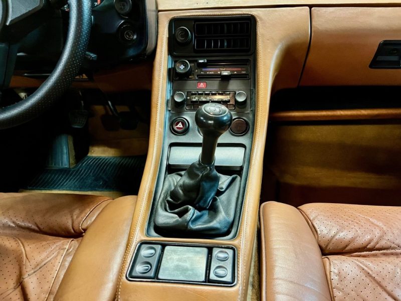 PORSCHE 928 4.5l 240ch