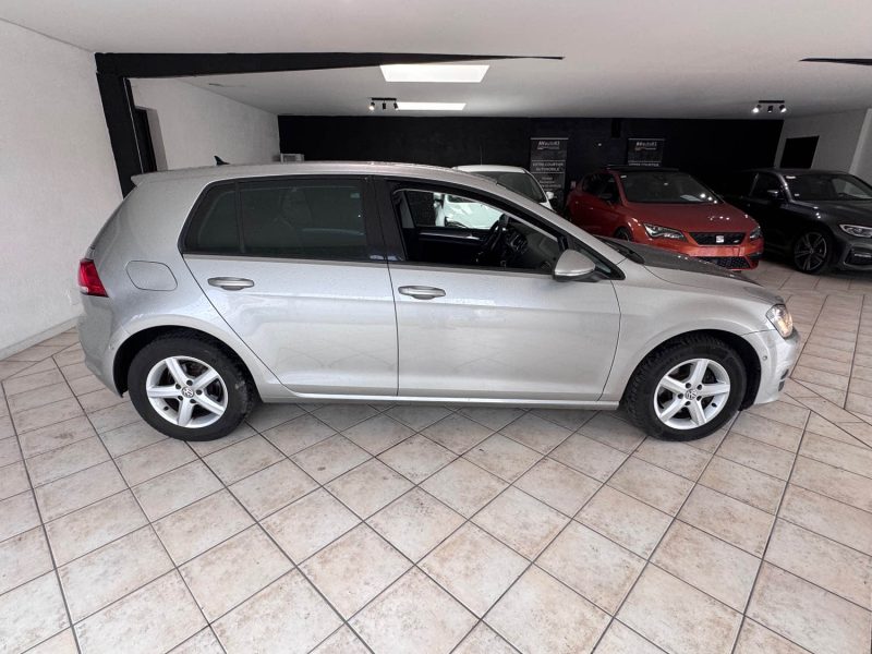 Volkswagen Golf 7 1.2 TSI 105ch Bluemotion – Distribution neuve – Embrayage neuf  Garantie 12 mois 