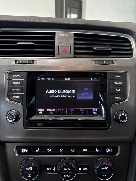 Volkswagen Golf 7 1.2 TSI 105ch Bluemotion – Distribution neuve – Embrayage neuf  Garantie 12 mois 