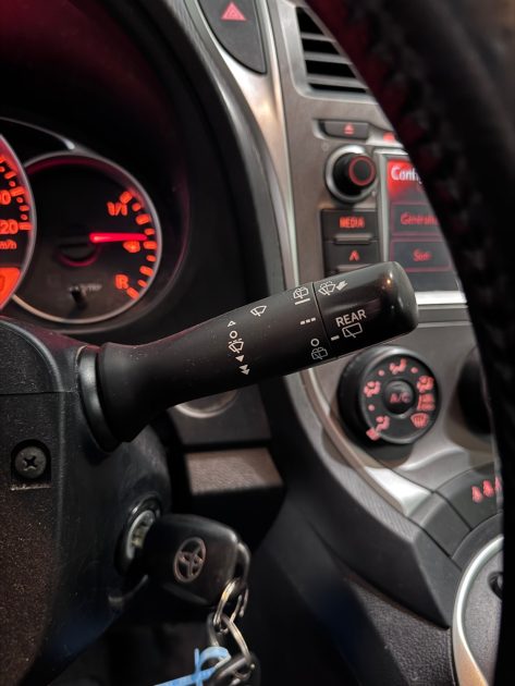 Toyota Verso-S 1.3 VVT-i 100ch BVA Multidrive – 2012 – Toit panoramique - Garantie 12 mois - 