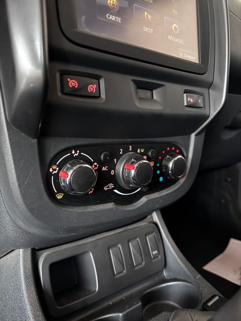 Dacia Duster 1.5 dCi 110ch – 2015 – Distribution neuve – Garantie 12 mois – Attelage / Radar